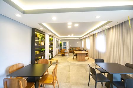 Apartamento para alugar com 50m², 2 quartos e 1 vaga Apartamento para alugar com 50m², 2 quartos e 1 vagaSalão de festas