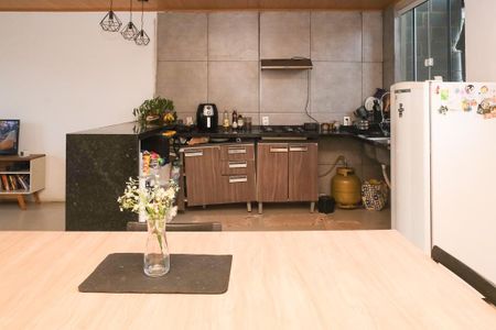Casa para alugar com 106m², 2 quartos e sem vaga Casa para alugar com 106m², 2 quartos e sem vagaCozinha