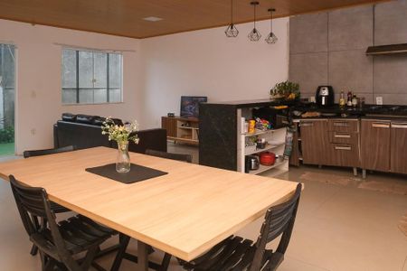 Casa para alugar com 106m², 2 quartos e sem vaga Casa para alugar com 106m², 2 quartos e sem vagaCozinha
