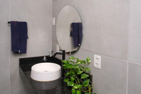 Banheiro de casa para alugar com 2 quartos, 106m² em Botafogo, Nova Iguaçu