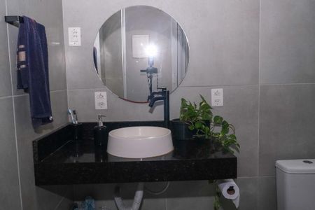 Casa para alugar com 106m², 2 quartos e sem vaga Casa para alugar com 106m², 2 quartos e sem vagaBanheiro