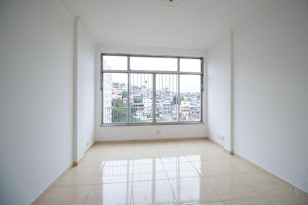 Sala de apartamento para alugar com 2 quartos, 80m² em Olaria, Rio de Janeiro