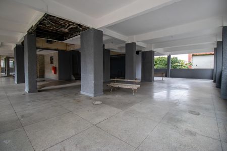 Apartamento para alugar com 80m², 2 quartos e 1 vaga Apartamento para alugar com 80m², 2 quartos e 1 vagaÁrea comum - Playground