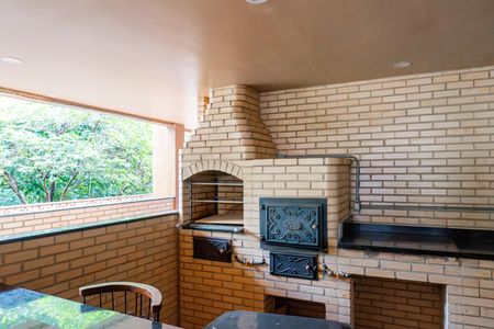 Apartamento à venda com 250m², 4 quartos e 3 vagas