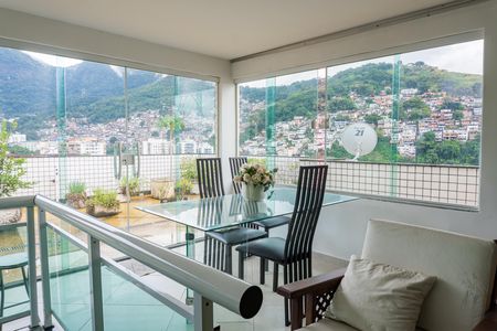 Apartamento à venda com 250m², 4 quartos e 3 vagas