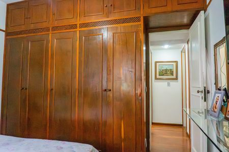 Apartamento à venda com 250m², 4 quartos e 3 vagas