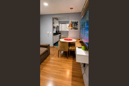 Sala de apartamento para alugar com 2 quartos, 38m² em Jardim Albertina, Guarulhos