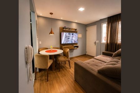 Apartamento para alugar com 38m², 2 quartos e 1 vaga Apartamento para alugar com 38m², 2 quartos e 1 vagaSala