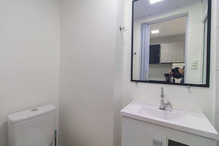 Banheiro de kitnet/studio para alugar com 1 quarto, 25m² em Ipiranga, São Paulo
