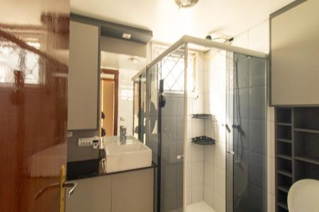 Apartamento à venda com 66m², 3 quartos e 2 vagas Apartamento à venda com 66m², 3 quartos e 2 vagasBanheiro Social