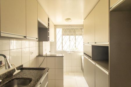 Apartamento à venda com 66m², 3 quartos e 2 vagas Apartamento à venda com 66m², 3 quartos e 2 vagasCozinha e Área de Serviço