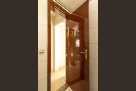 Apartamento à venda com 66m², 3 quartos e 2 vagas Apartamento à venda com 66m², 3 quartos e 2 vagasBanheiro Social