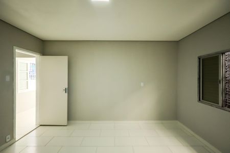 Casa para alugar com 243m², 2 quartos e 1 vaga Casa para alugar com 243m², 2 quartos e 1 vagaQuarto 1 - Suíte