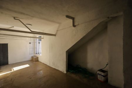 Casa para alugar com 243m², 2 quartos e 1 vaga Casa para alugar com 243m², 2 quartos e 1 vagaGaragem