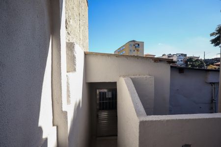 Casa para alugar com 243m², 2 quartos e 1 vaga Casa para alugar com 243m², 2 quartos e 1 vagaÁrea de Serviço
