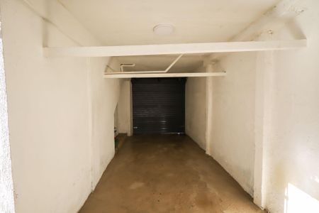 Casa para alugar com 243m², 2 quartos e 1 vaga Casa para alugar com 243m², 2 quartos e 1 vagaGaragem