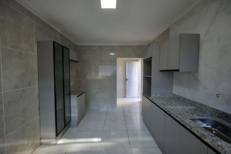 Casa para alugar com 243m², 2 quartos e 1 vaga Casa para alugar com 243m², 2 quartos e 1 vagaCozinha