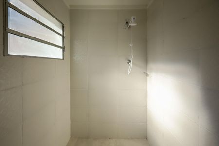 Casa para alugar com 243m², 2 quartos e 1 vaga Casa para alugar com 243m², 2 quartos e 1 vagaBanheiro