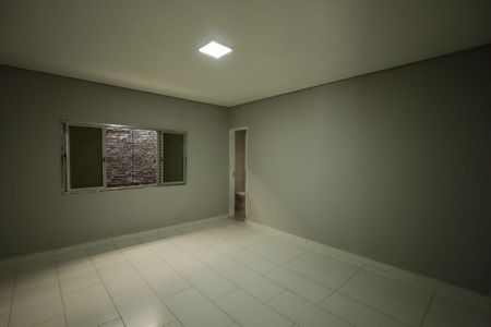 Casa para alugar com 243m², 2 quartos e 1 vaga Casa para alugar com 243m², 2 quartos e 1 vagaQuarto 1 - Suíte