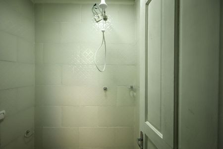 Casa para alugar com 243m², 2 quartos e 1 vaga Casa para alugar com 243m², 2 quartos e 1 vagaBanheiro Suíte