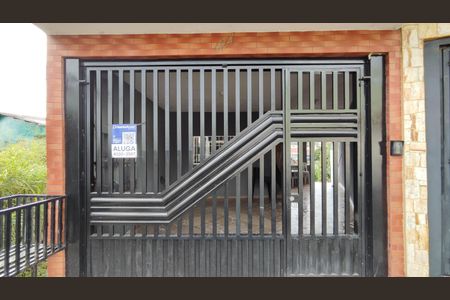Casa para alugar com 20m², 1 quarto e 1 vaga Casa para alugar com 20m², 1 quarto e 1 vagaFachada