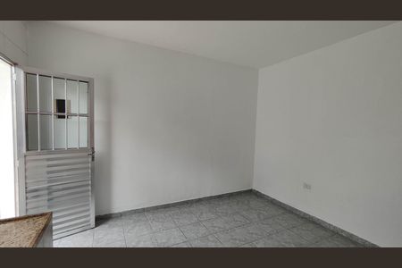 Sala / Cozinha de casa para alugar com 1 quarto, 20m² em Vila Alayde, Ferraz de Vasconcelos