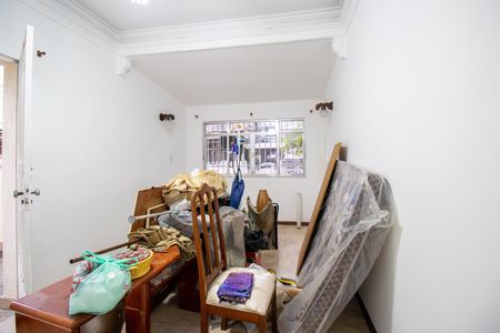 Casa à venda com 200m², 4 quartos e 2 vagas Casa à venda com 200m², 4 quartos e 2 vagasSala 2