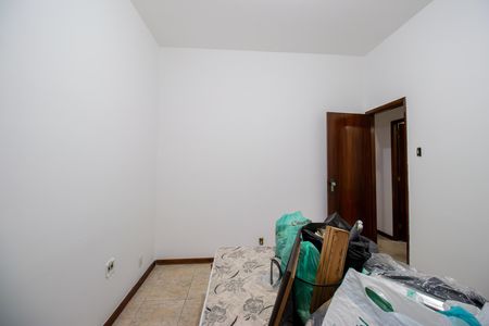 Casa à venda com 200m², 4 quartos e 2 vagas Casa à venda com 200m², 4 quartos e 2 vagasQuarto 1