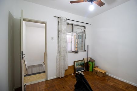 Casa à venda com 200m², 4 quartos e 2 vagas Casa à venda com 200m², 4 quartos e 2 vagasQuarto 2