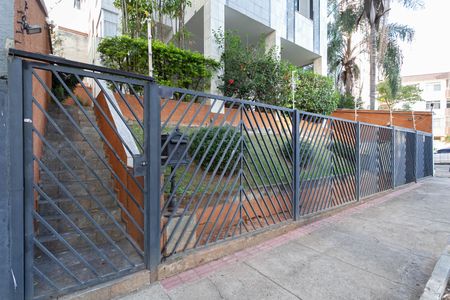 Apartamento à venda com 96m², 3 quartos e 2 vagas Apartamento à venda com 96m², 3 quartos e 2 vagasFachada
