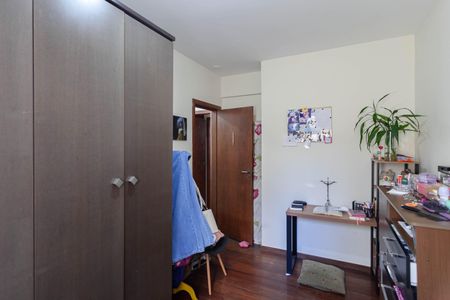 Apartamento à venda com 96m², 3 quartos e 2 vagas Apartamento à venda com 96m², 3 quartos e 2 vagasQuarto 2