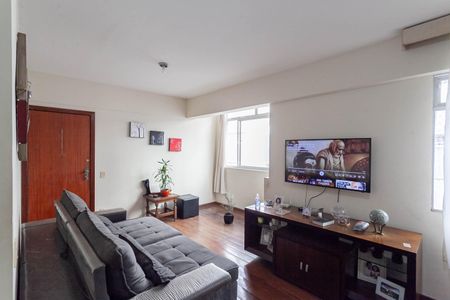 Apartamento à venda com 96m², 3 quartos e 2 vagas Apartamento à venda com 96m², 3 quartos e 2 vagasSala