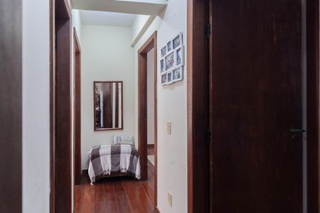 Apartamento à venda com 96m², 3 quartos e 2 vagas Apartamento à venda com 96m², 3 quartos e 2 vagasCorredor
