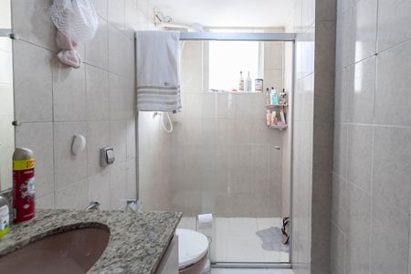 Apartamento à venda com 96m², 3 quartos e 2 vagas Apartamento à venda com 96m², 3 quartos e 2 vagasBanheiro social