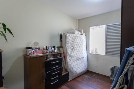Apartamento à venda com 96m², 3 quartos e 2 vagas Apartamento à venda com 96m², 3 quartos e 2 vagasQuarto 2
