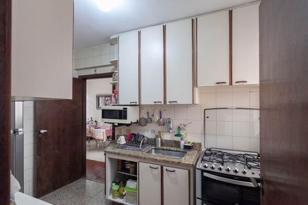 Apartamento à venda com 96m², 3 quartos e 2 vagas Apartamento à venda com 96m², 3 quartos e 2 vagasCozinha
