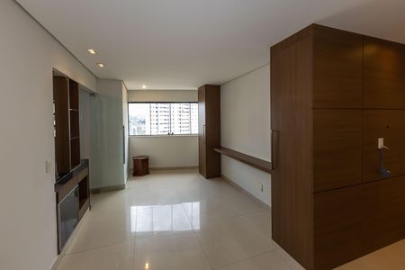 Apartamento à venda com 87m², 3 quartos e 2 vagas Apartamento à venda com 87m², 3 quartos e 2 vagasSala 1