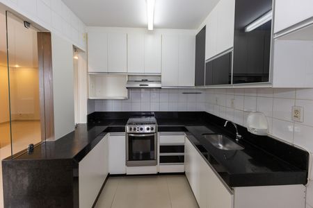 Apartamento à venda com 87m², 3 quartos e 2 vagas Apartamento à venda com 87m², 3 quartos e 2 vagasCozinha