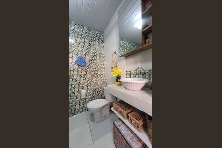 Casa à venda com 120m², 3 quartos e 4 vagasBanheiro