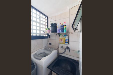 Apartamento para alugar com 46m², 2 quartos e sem vaga Apartamento para alugar com 46m², 2 quartos e sem vagaCozinha e Área de Serviço