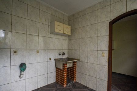 Casa à venda com 200m², 2 quartos e 2 vagas Casa à venda com 200m², 2 quartos e 2 vagasÁrea de Serviço