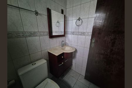 Casa à venda com 200m², 2 quartos e 2 vagas Casa à venda com 200m², 2 quartos e 2 vagasBanheiro da Suíte