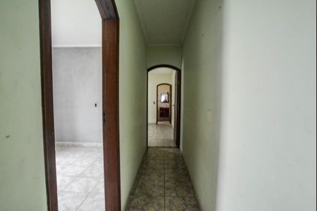Casa à venda com 200m², 2 quartos e 2 vagas Casa à venda com 200m², 2 quartos e 2 vagasCorredor