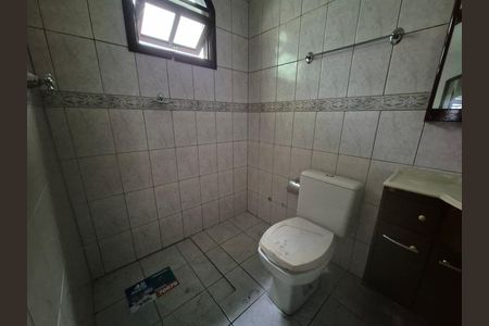 Casa à venda com 200m², 2 quartos e 2 vagas Casa à venda com 200m², 2 quartos e 2 vagasBanheiro da Suíte