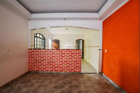 Casa à venda com 200m², 2 quartos e 2 vagas Casa à venda com 200m², 2 quartos e 2 vagasSala