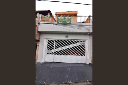 Casa à venda com 125m², 3 quartos e 2 vagasFachada