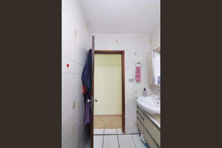 Casa à venda com 125m², 3 quartos e 2 vagasBanheiro Social