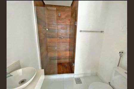 Apartamento à venda com 200m², 3 quartos e 2 vagas Apartamento à venda com 200m², 3 quartos e 2 vagasFoto 06