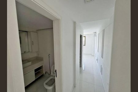 Apartamento à venda com 200m², 3 quartos e 2 vagas Apartamento à venda com 200m², 3 quartos e 2 vagasFoto 04