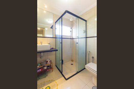 Banheiro de apartamento à venda com 2 quartos, 57m² em Parque São Jorge, São Paulo